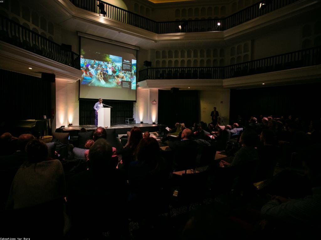 យុត្តិវិធីនិងយុទ្ធសាស្ត្រ: ការយកចិត្តទុកដាក់និងការអភិវឌ្ឍន៍